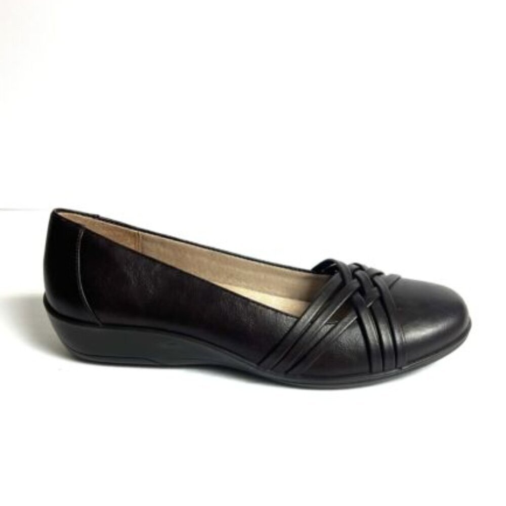 Life Stride Women’s Incredible Dark Chocolate Loafers Size 10M